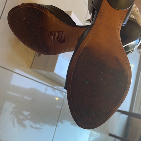 Givenchy sandal shark lock - Picture 7 of 7